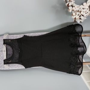 Womens Express Black Applique Floral Bottom Dress. SZ 6